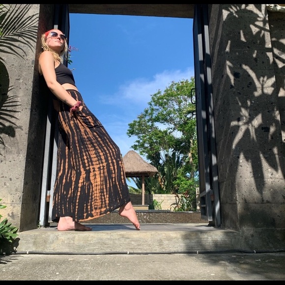 Bali Wide Leg Pants Black & Tan S/M M/L Festival Coachella tie Dye - Picture 4 of 8